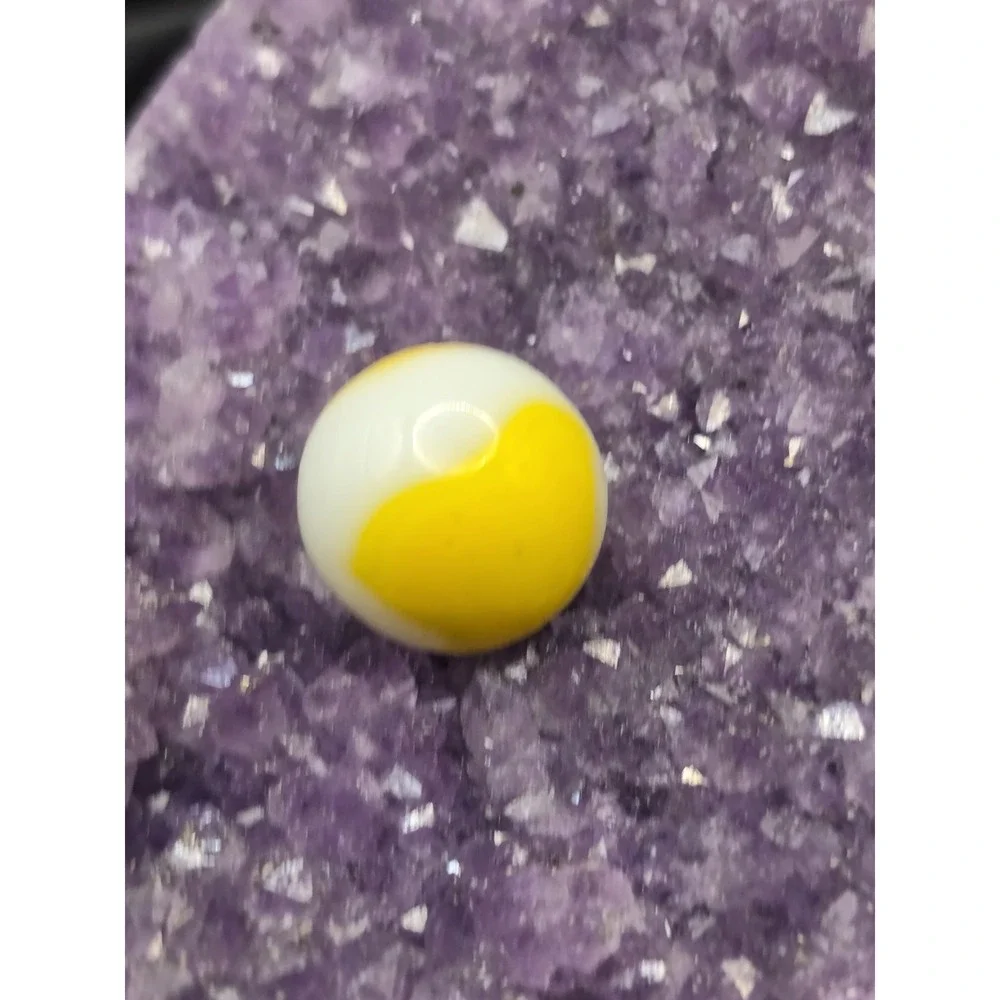 Vintage‎ Shooter Marble Yellow White Swirl Glass Akro Peltier